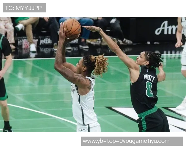 小迈克尔波特半场火力全开14投9中三分球精准轰下22分4篮板展现核心实力