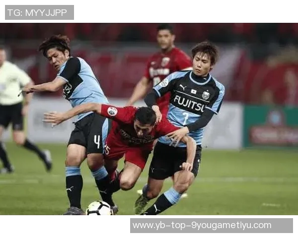 文班与追梦角色互换表现对比分析三分命中率与失误情况揭示球队战术调整